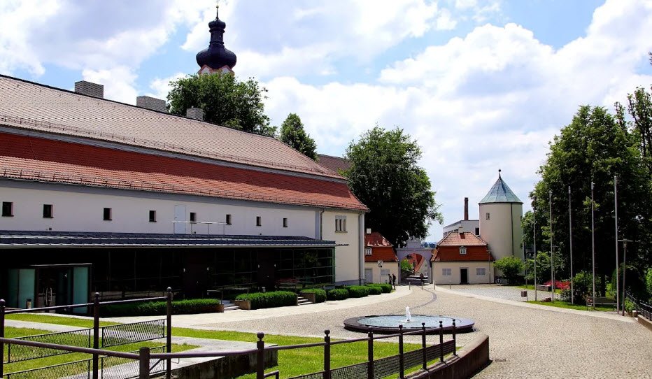 Schloss Großlaupheim, Germany